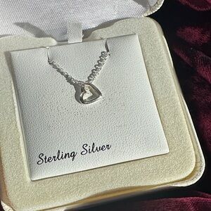 Chic Sterling Silver Delicate Heart Pendant Necklace On 18” Chain